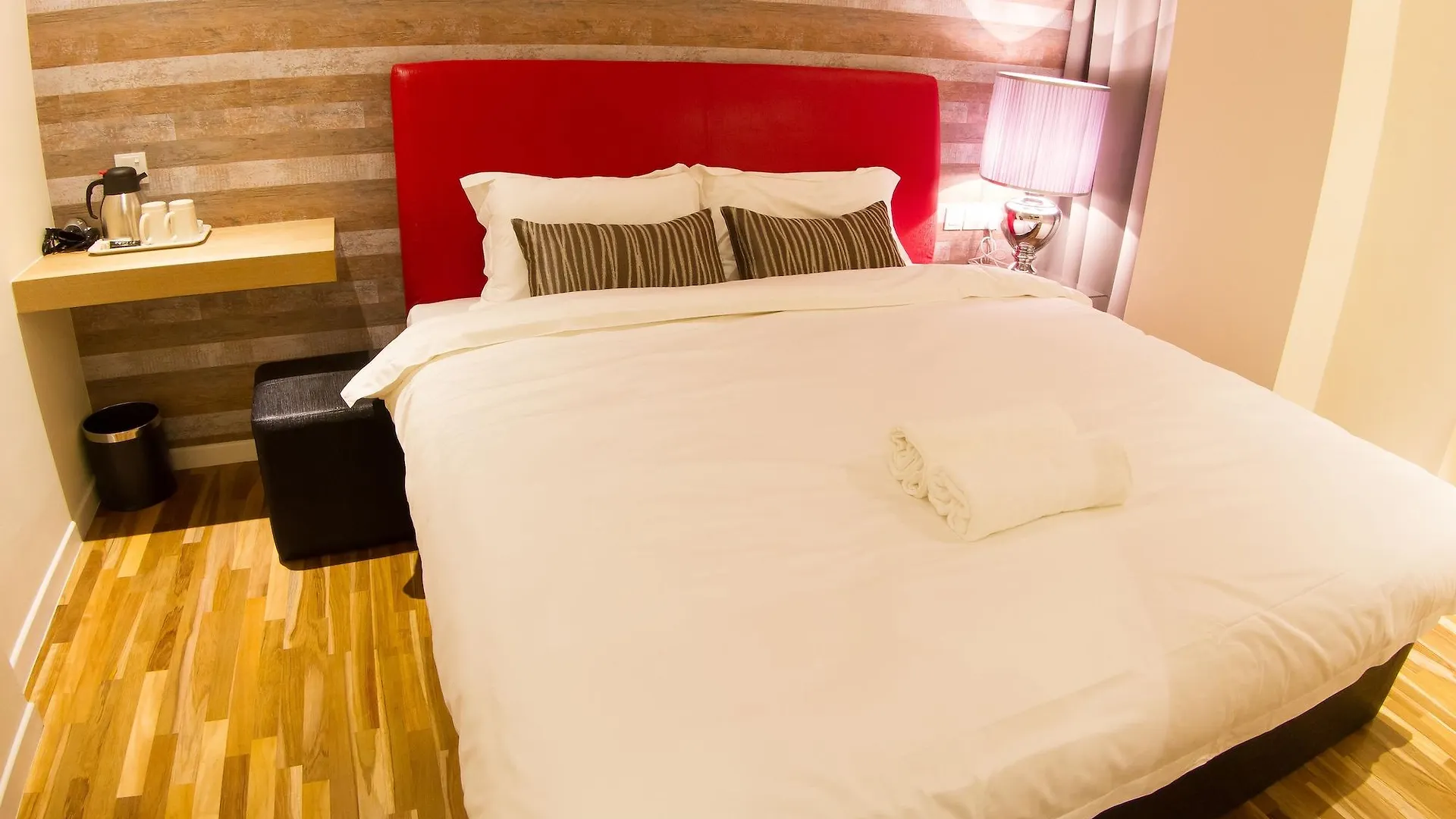 Mood Hotel Τζόχορ Μπάχρου